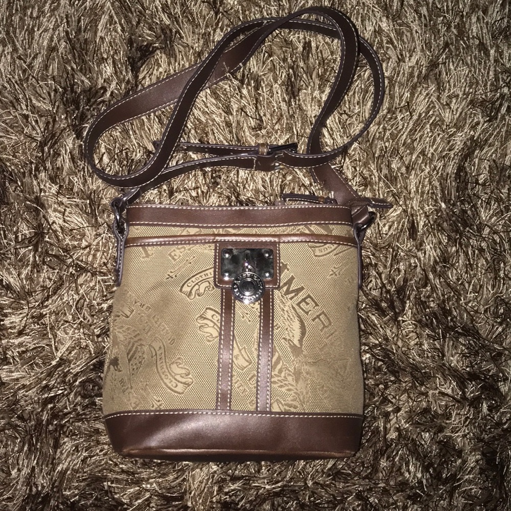 Super cute brown and tan American living bags